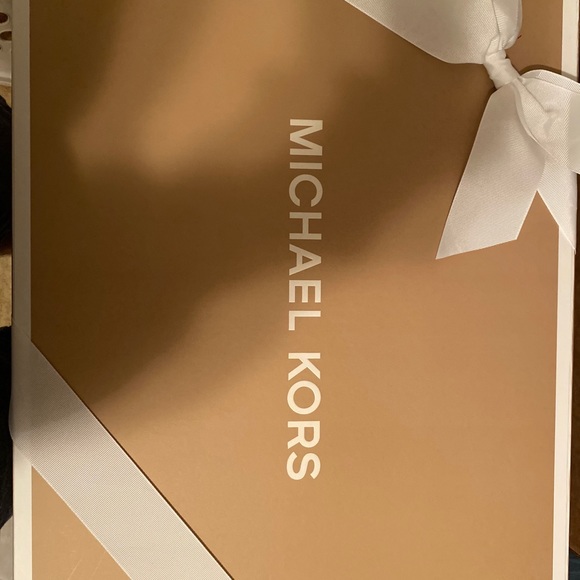 Michael Kors Camo Backpack - Picture 2 of 3